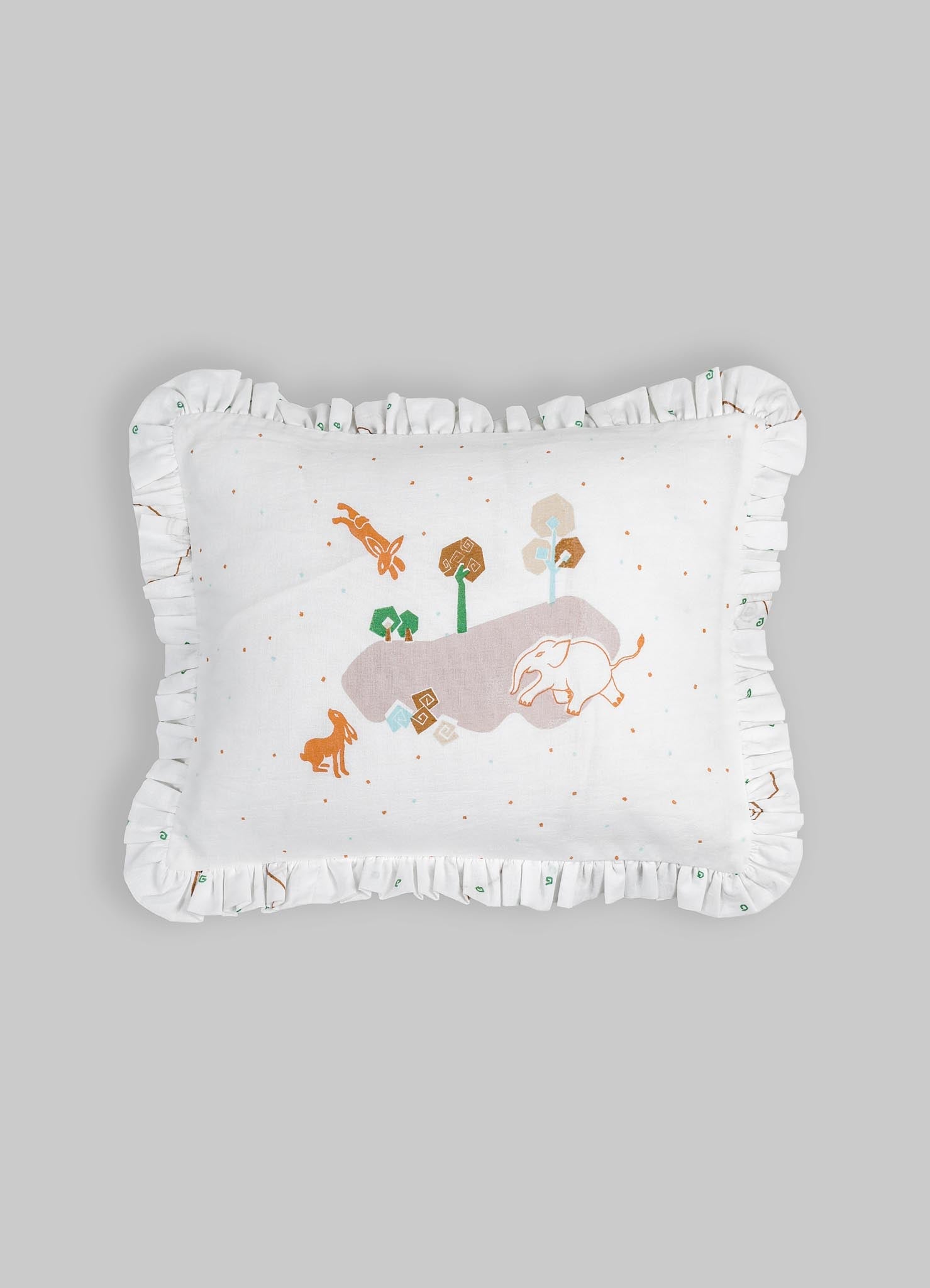 Almohada Verde para Bebé Elefante y Liebre