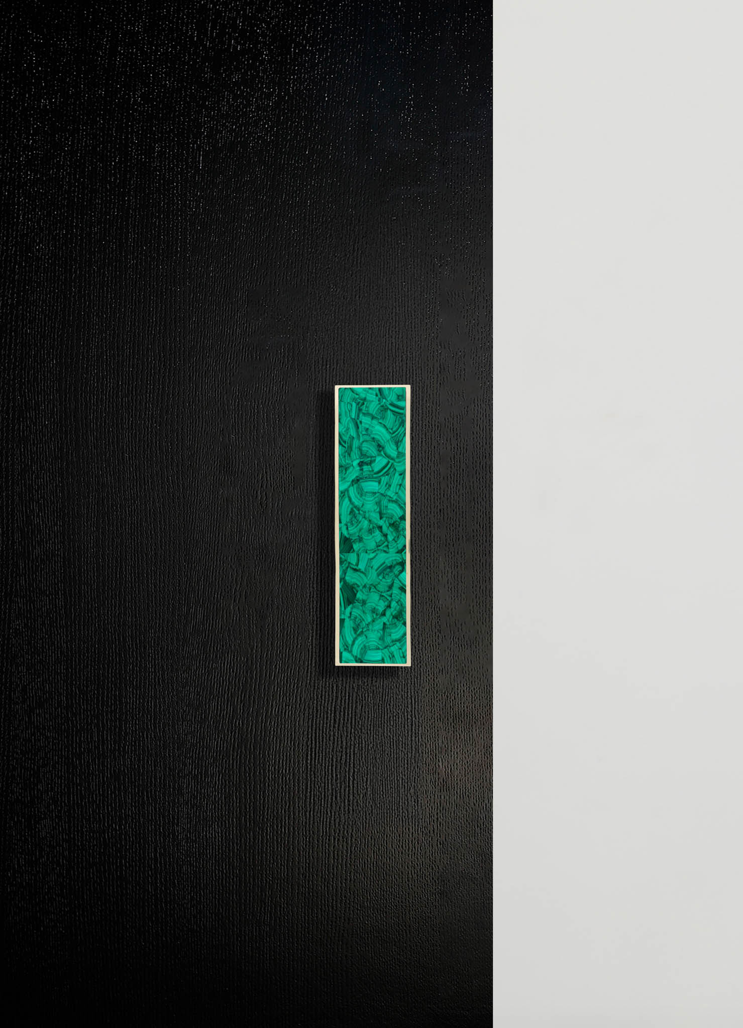Mango Verde Delite 2"X8"