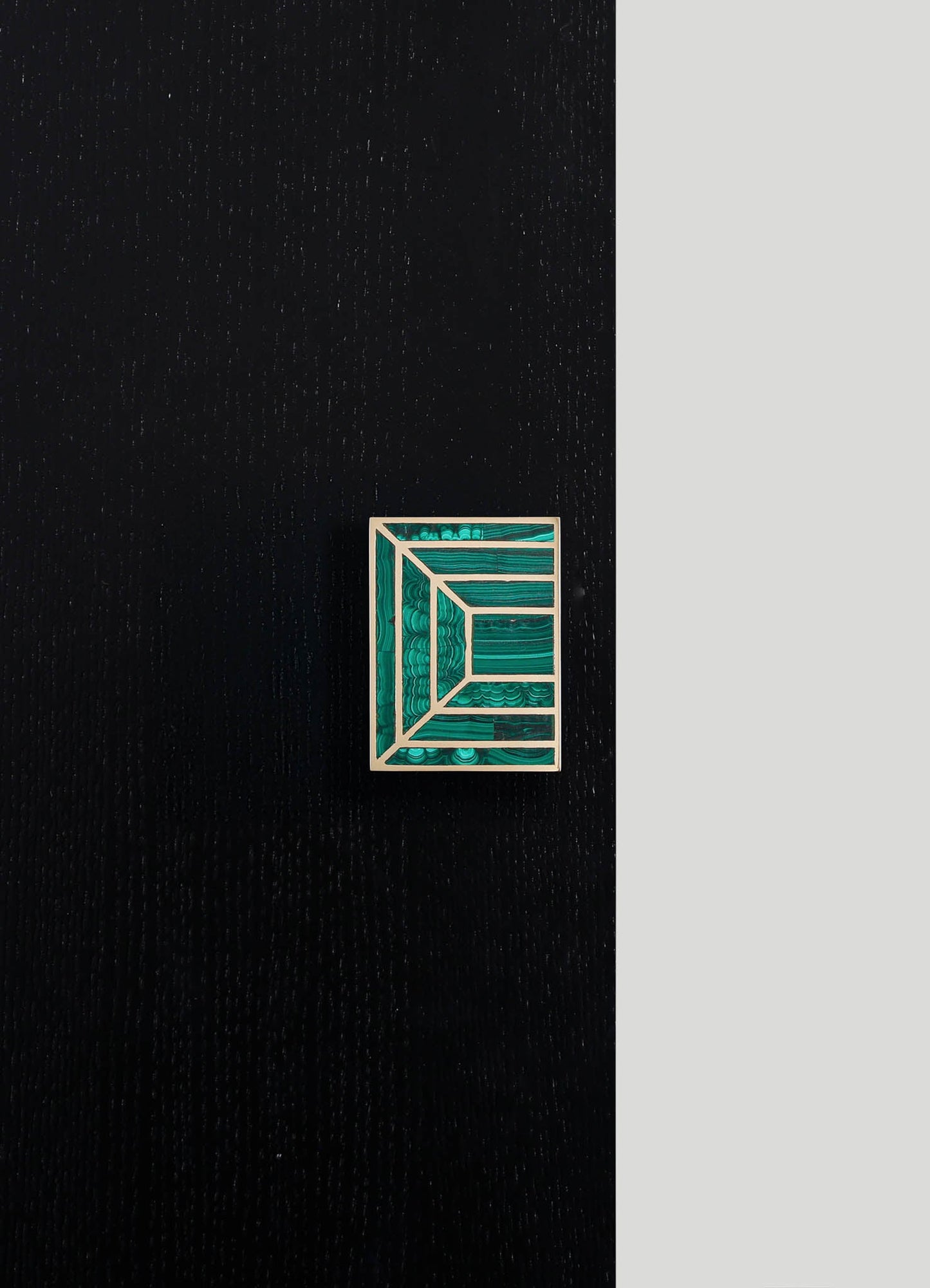 مقبض أخضر من ستراند بحجم 3"X4"