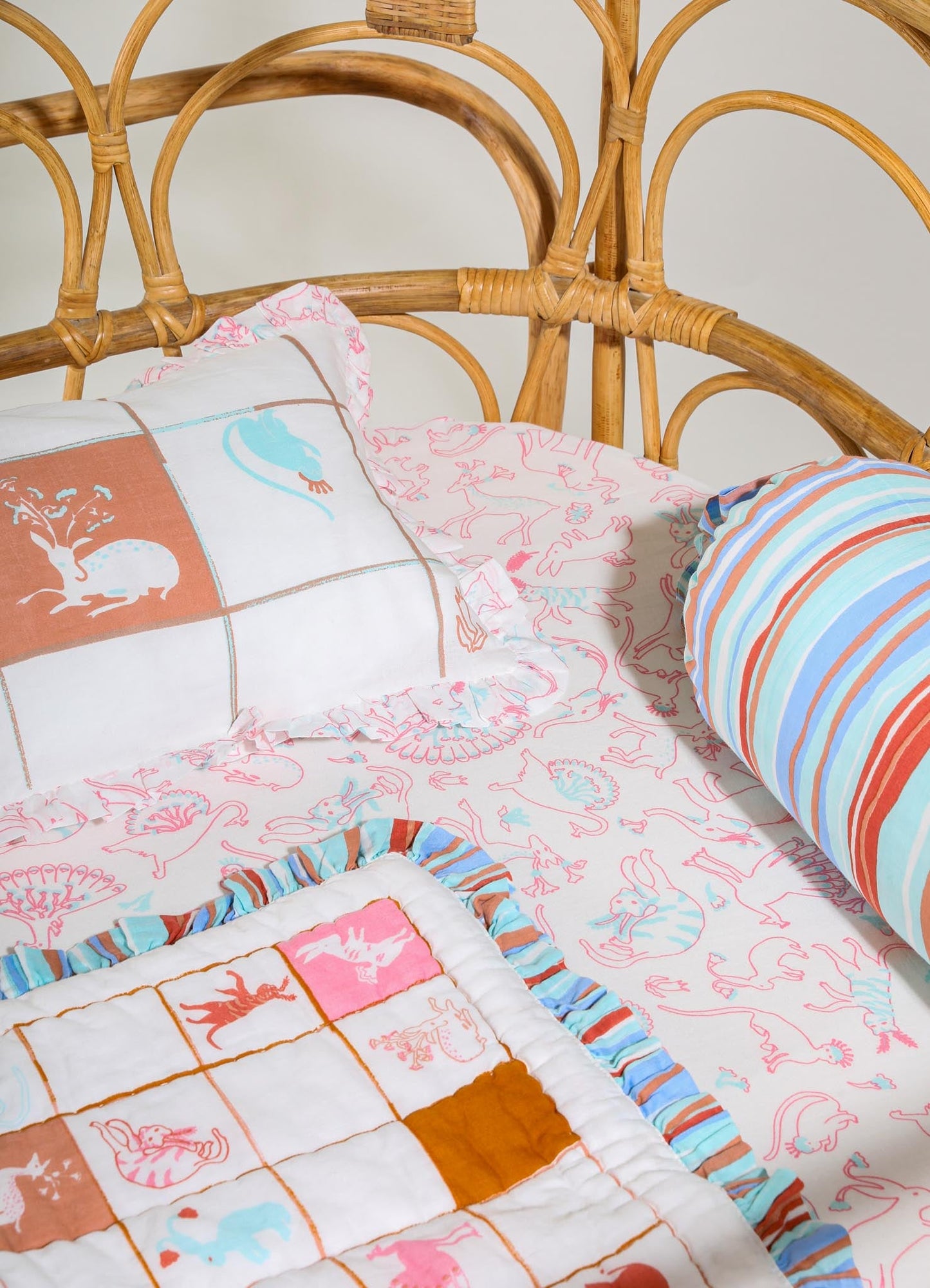 Juego de ropa de cama para bebé Safari Safari Aqua y Rosa