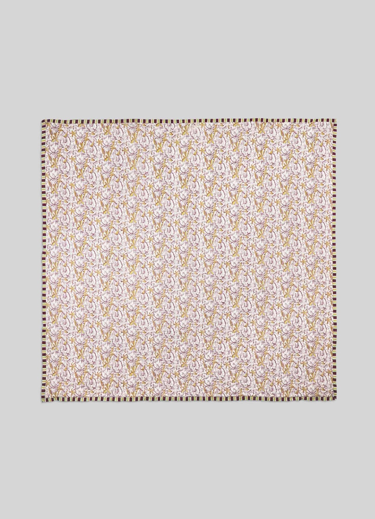 luxury king quilt viya green