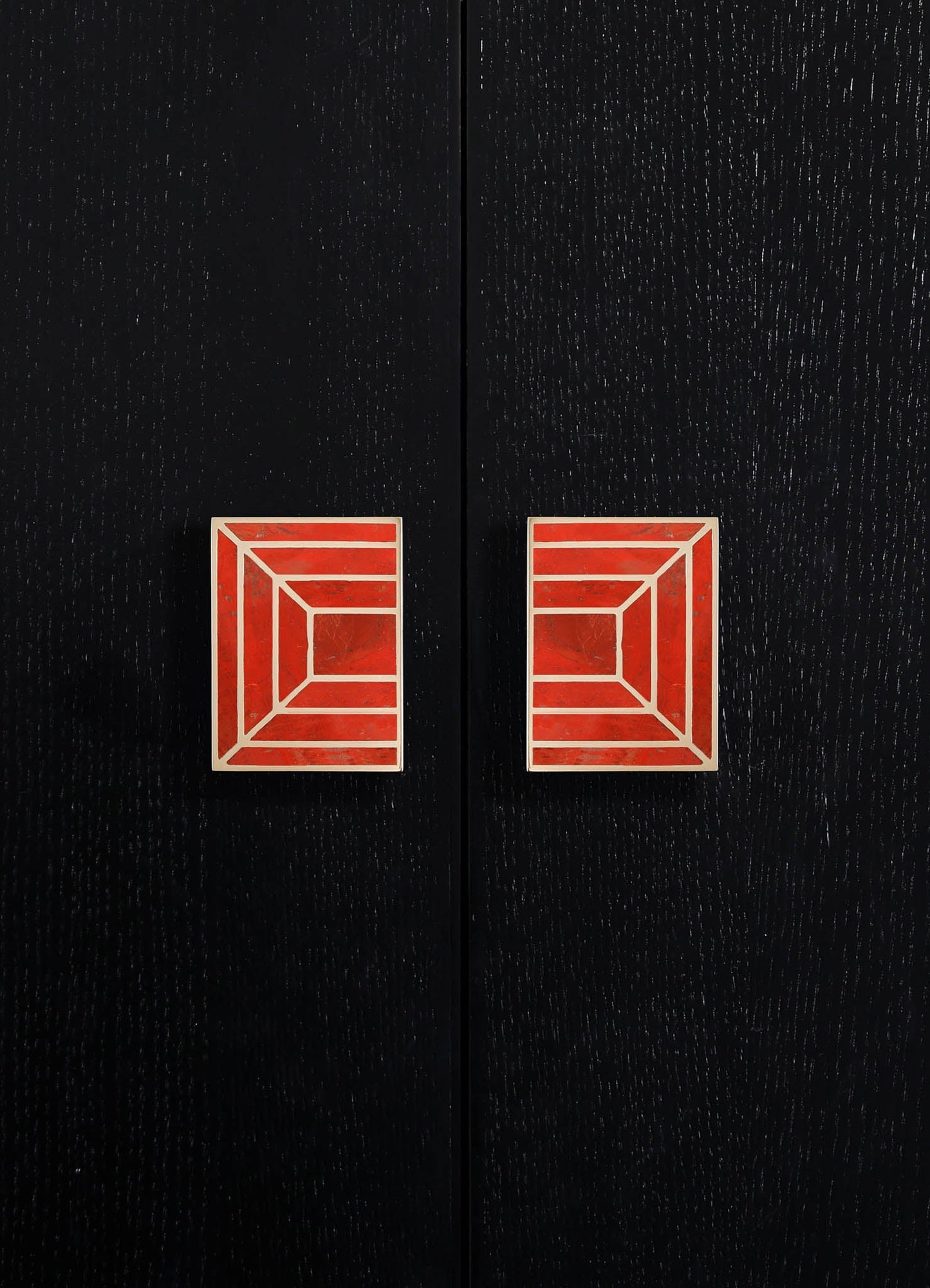 مقبض أحمر من ستراند B 3"X4"