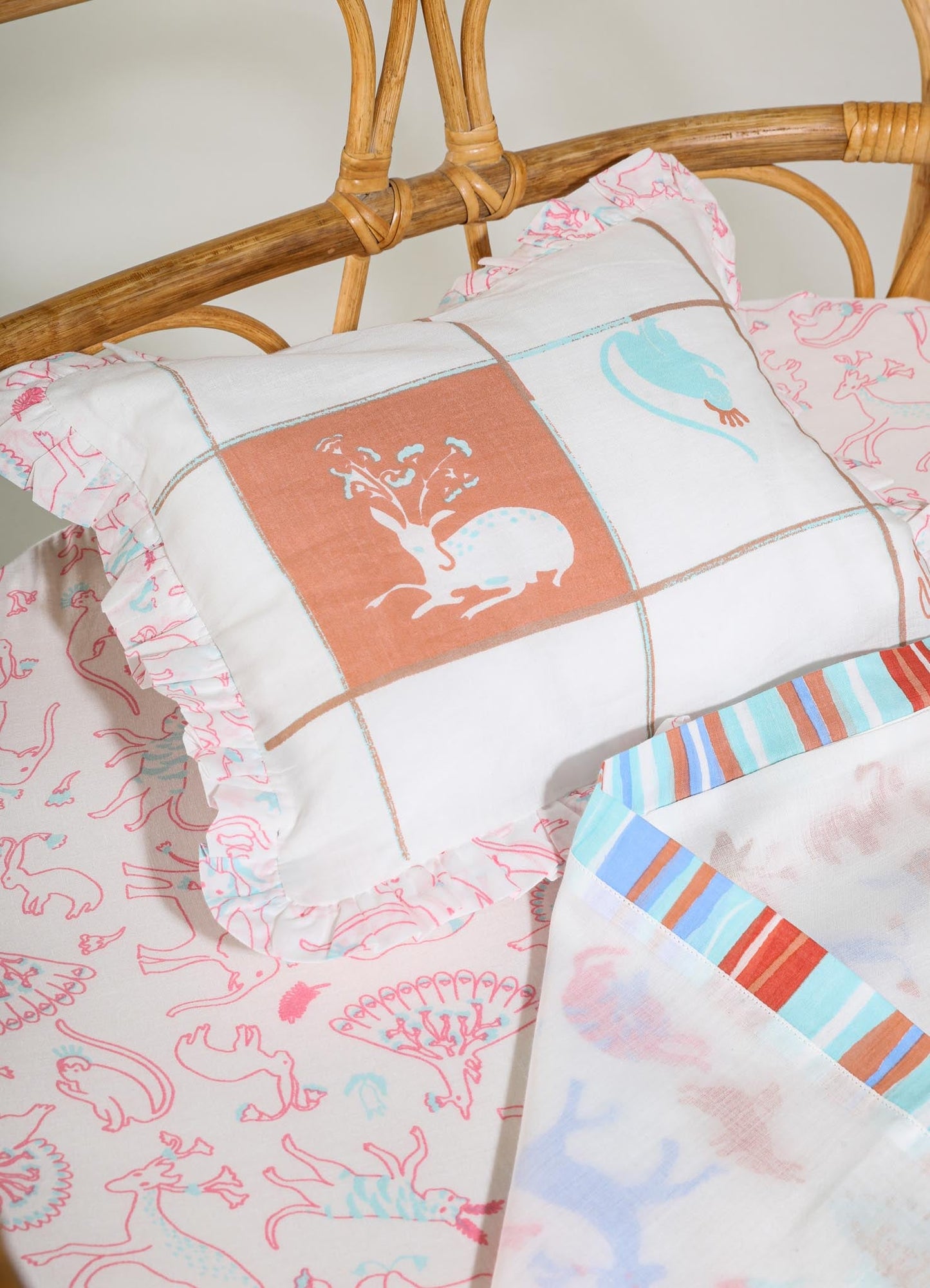 Juego de ropa de cama para bebé Safari Safari Aqua y Rosa