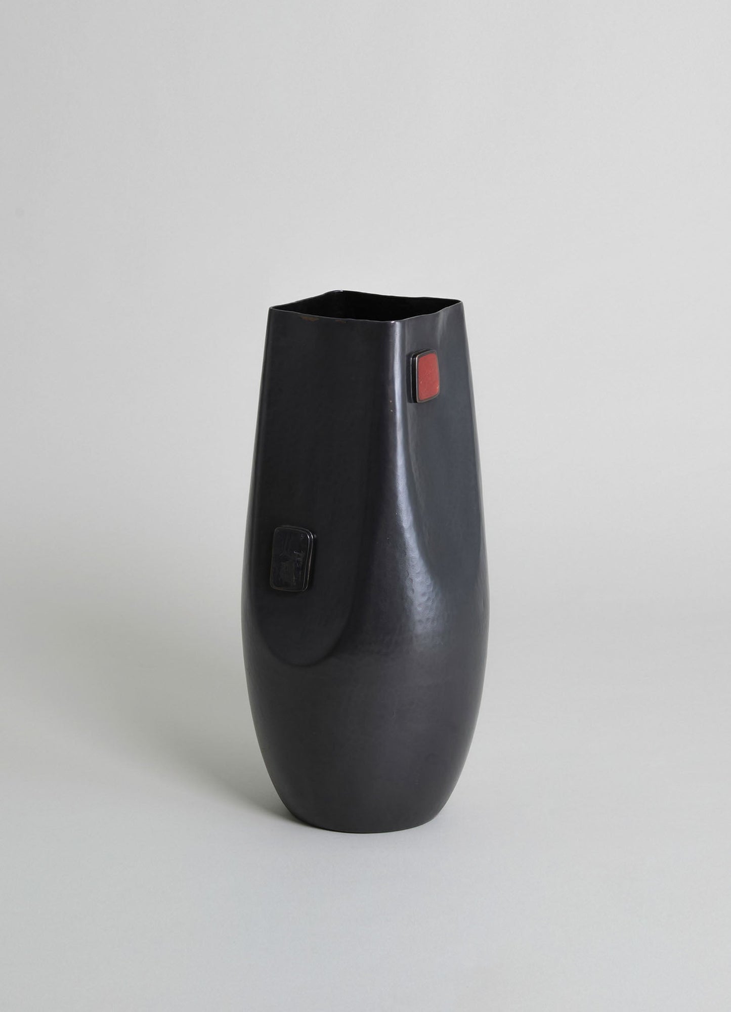 brass vases for living rooms