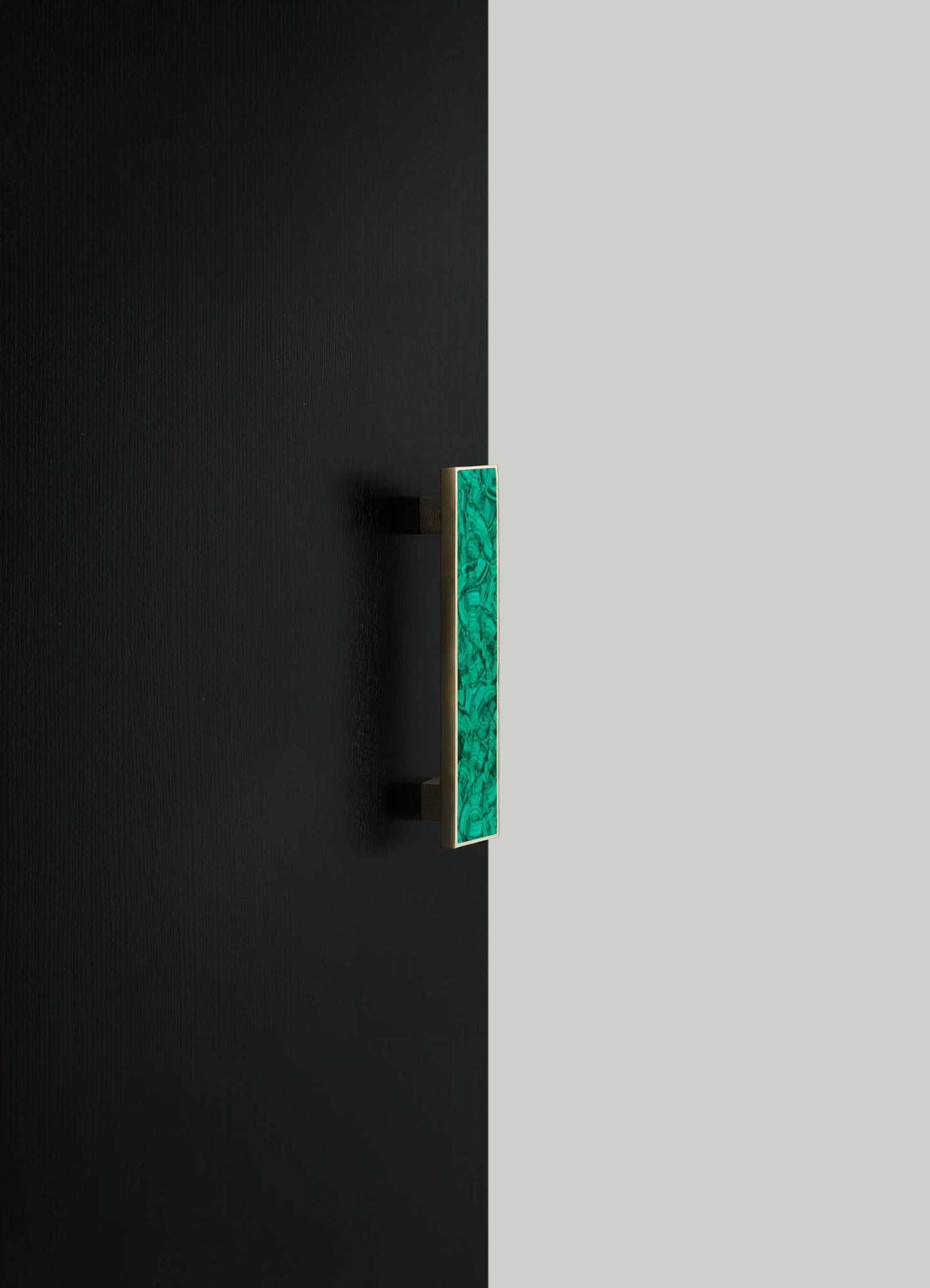 Delite Green Handle 2X8