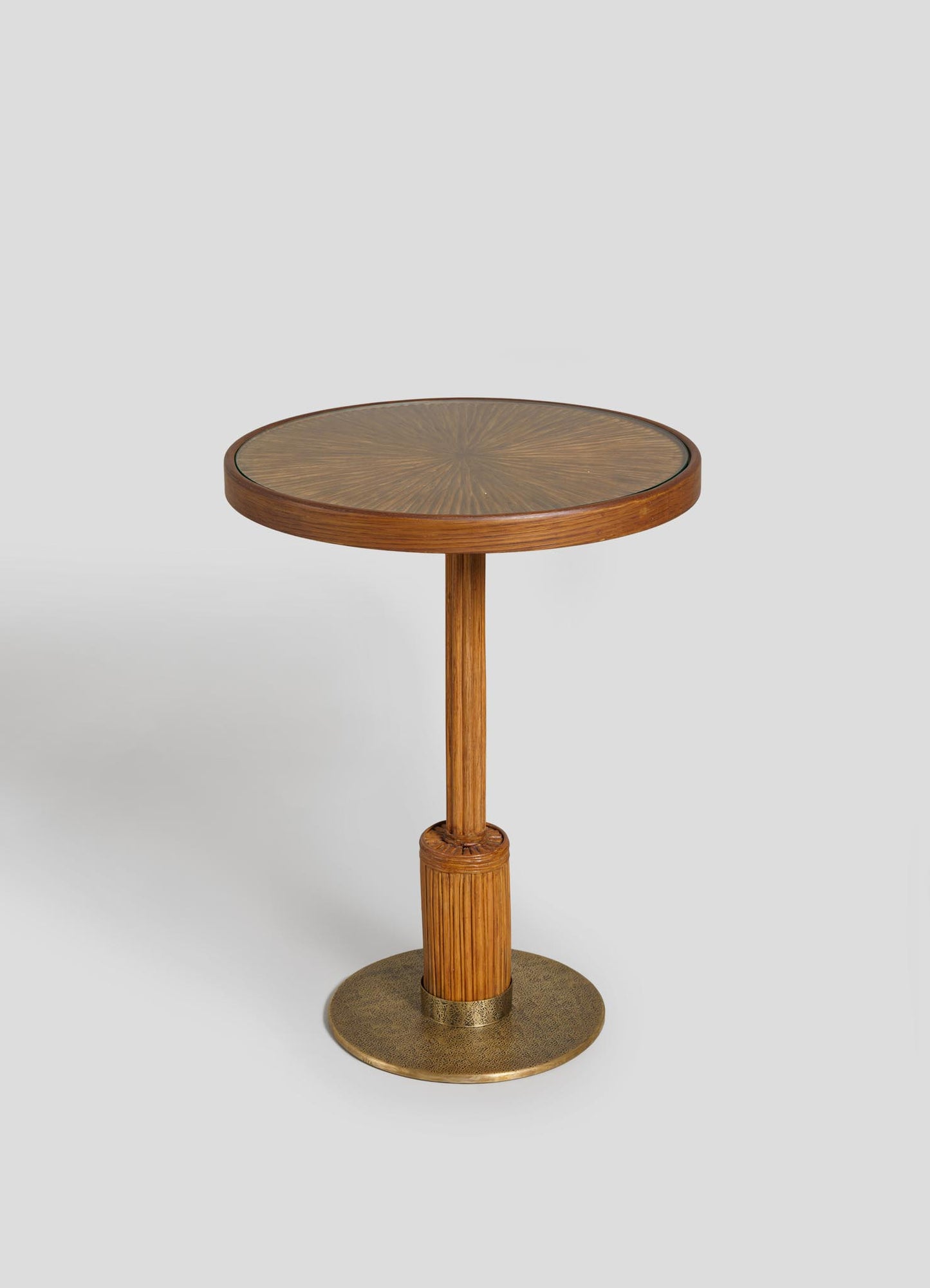 طاولة جانبية كبيرة من ليه