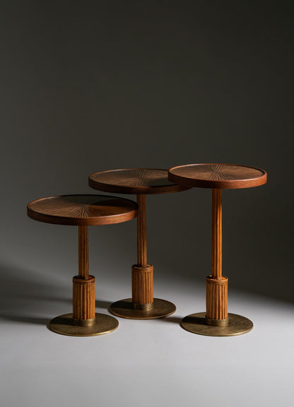 طاولة جانبية كبيرة من ليه