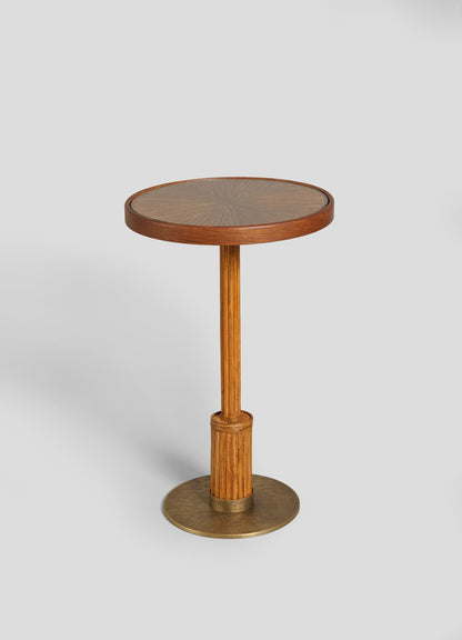 طاولة جانبية كبيرة من ليه