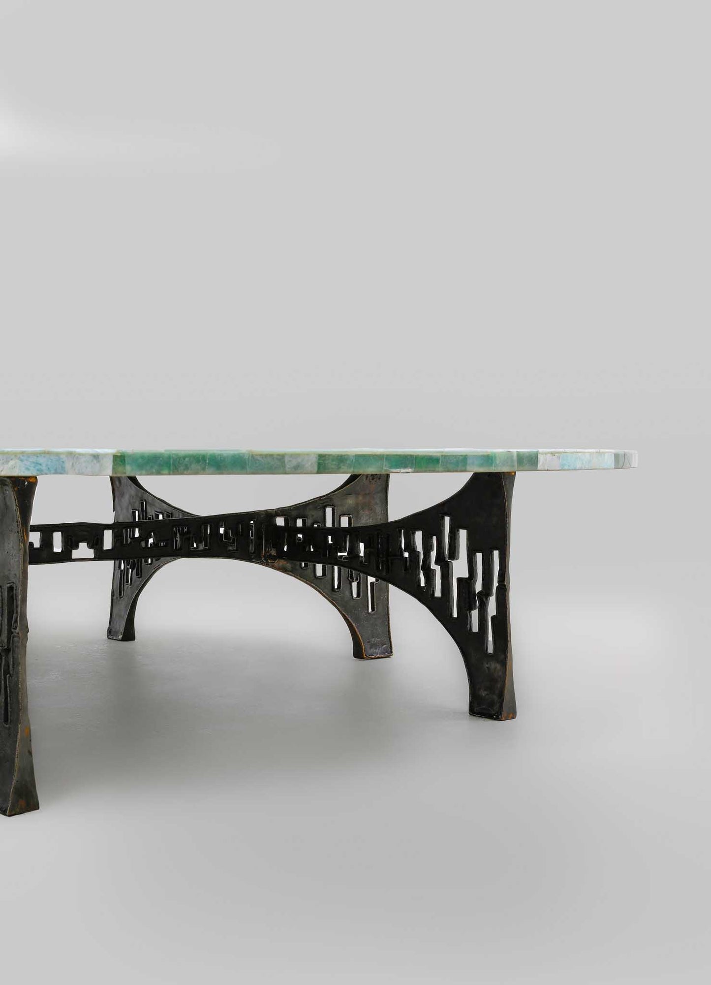shalimar viya luxury coffee table round